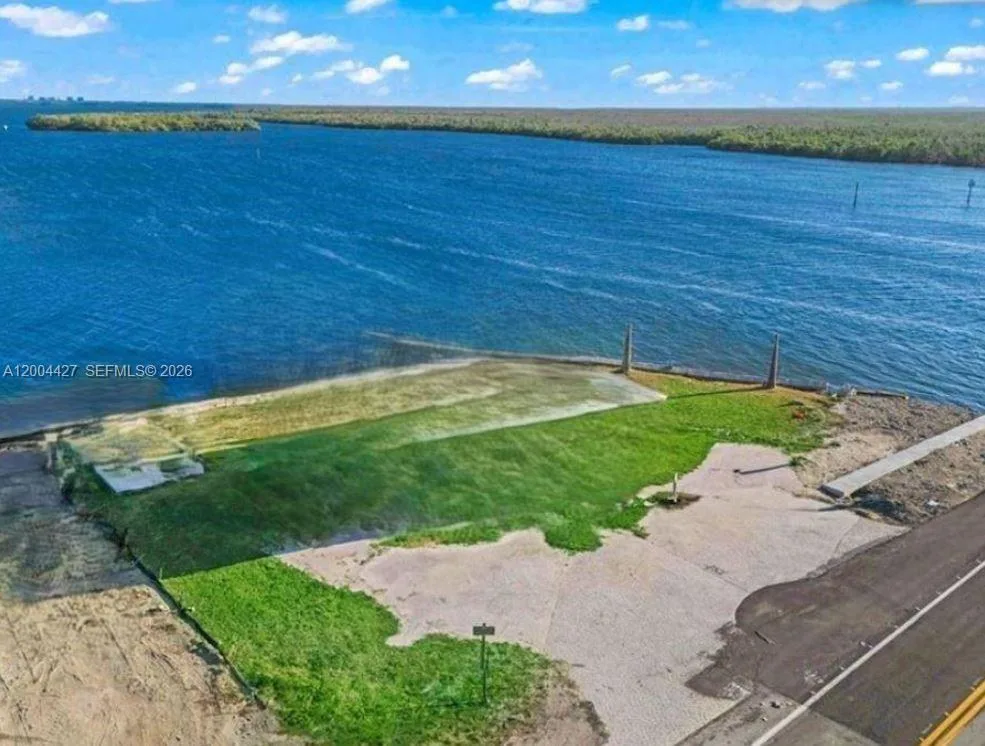 4767 Pine Island RD NW, Matlacha, FL 33993 photo 6