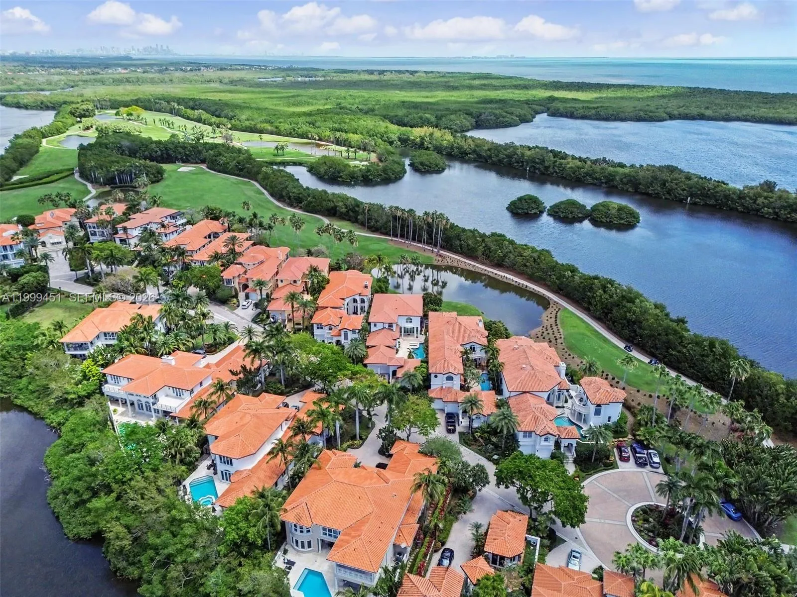 13689 Deering Bay Dr, Coral Gables, FL 33158 photo 11