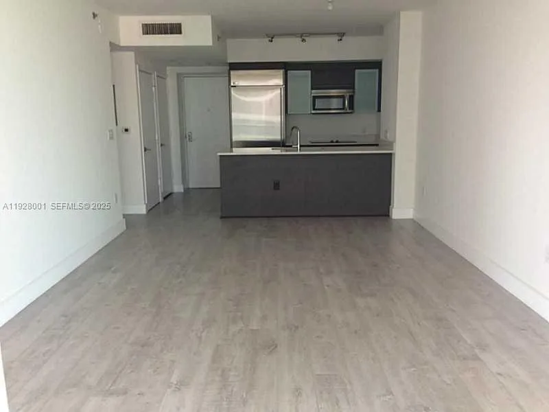 500 BRICKELL AV # 3004, Miami, FL 33131 photo 5