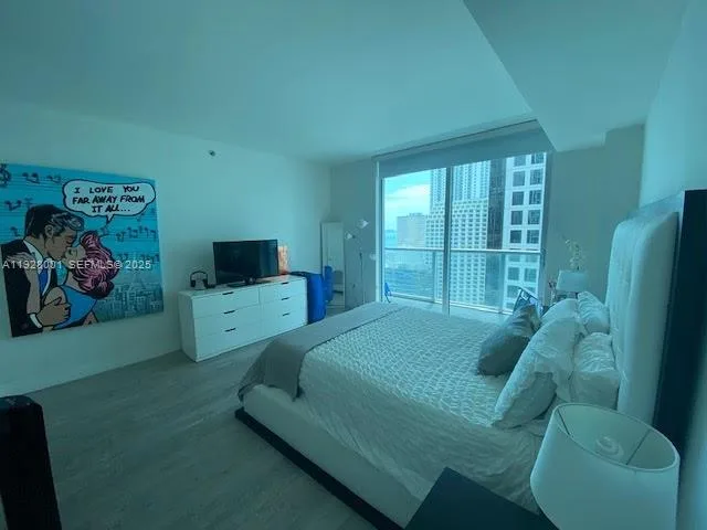 500 BRICKELL AV # 3004, Miami, FL 33131 photo 8