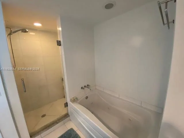 500 BRICKELL AV # 3004, Miami, FL 33131 photo 9
