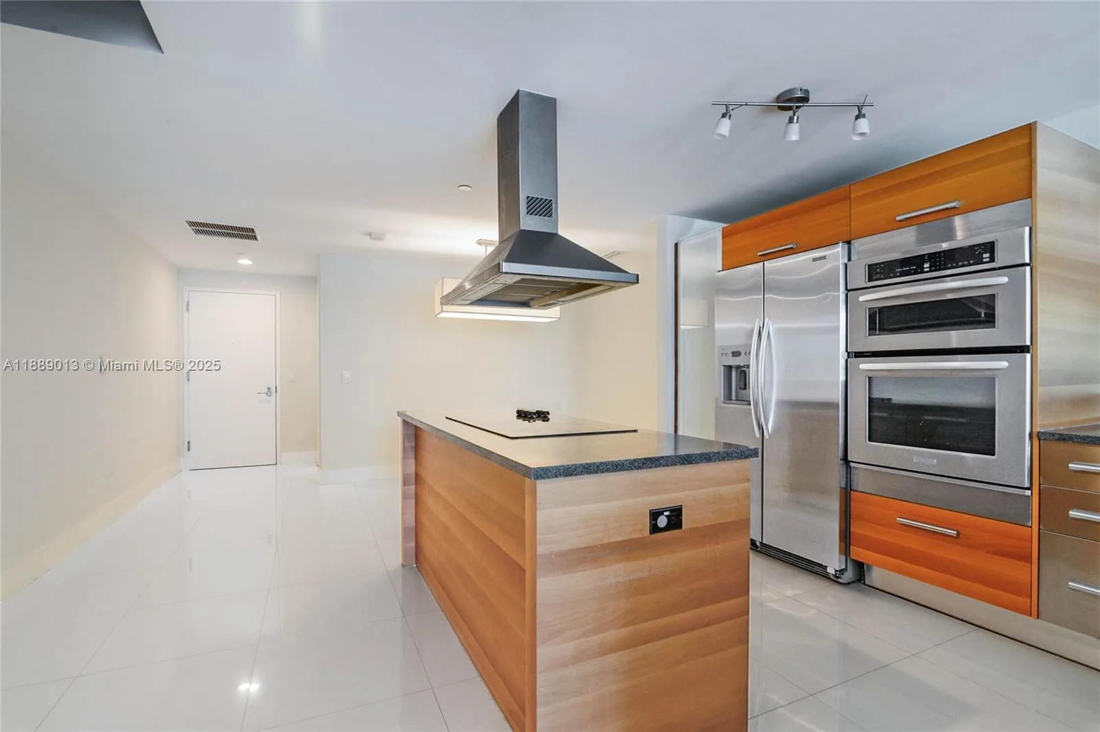 2950 NE 188th St # 343, Aventura, FL 33180 photo 11
