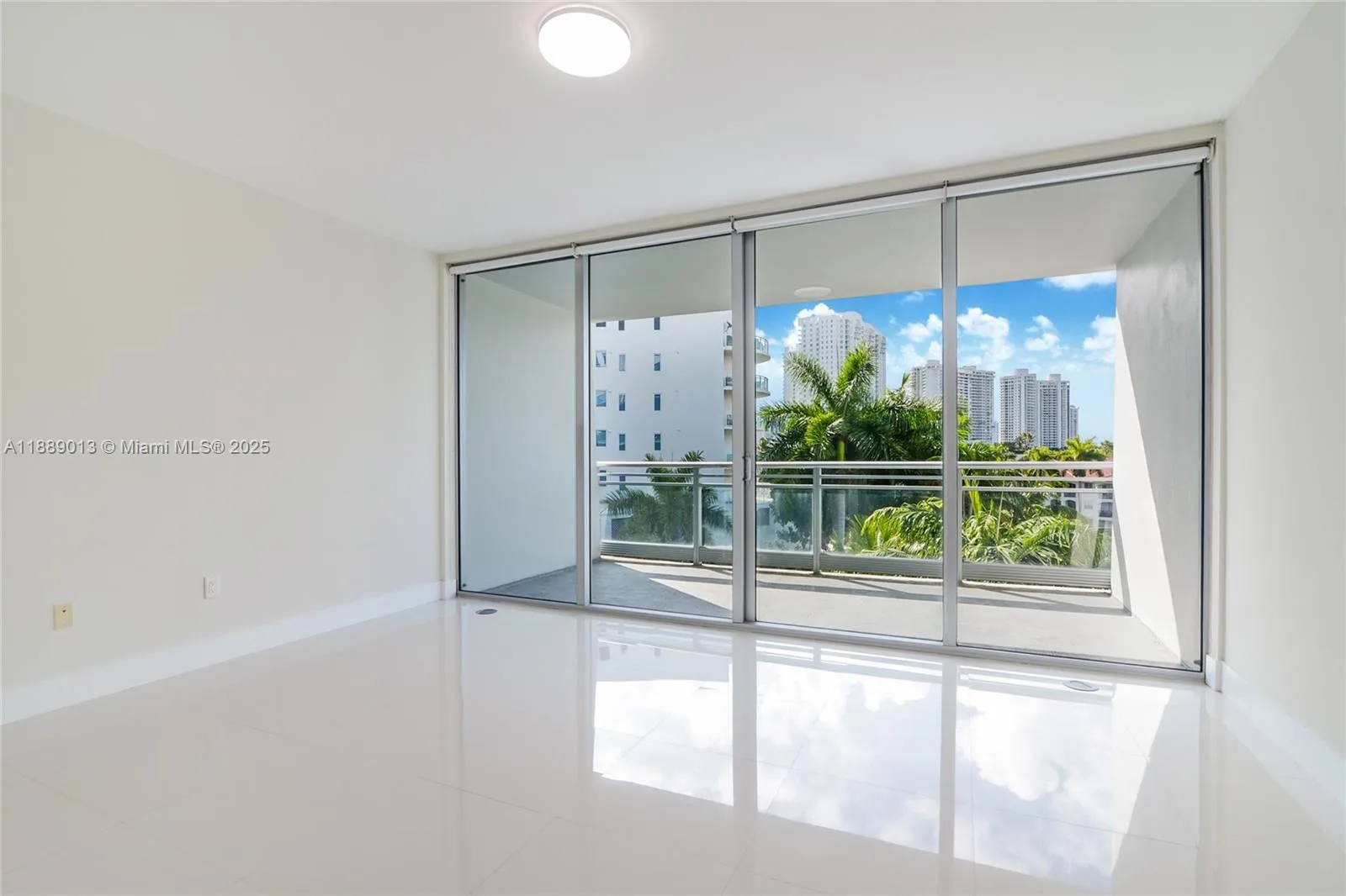 2950 NE 188th St # 343, Aventura, FL 33180 photo 4