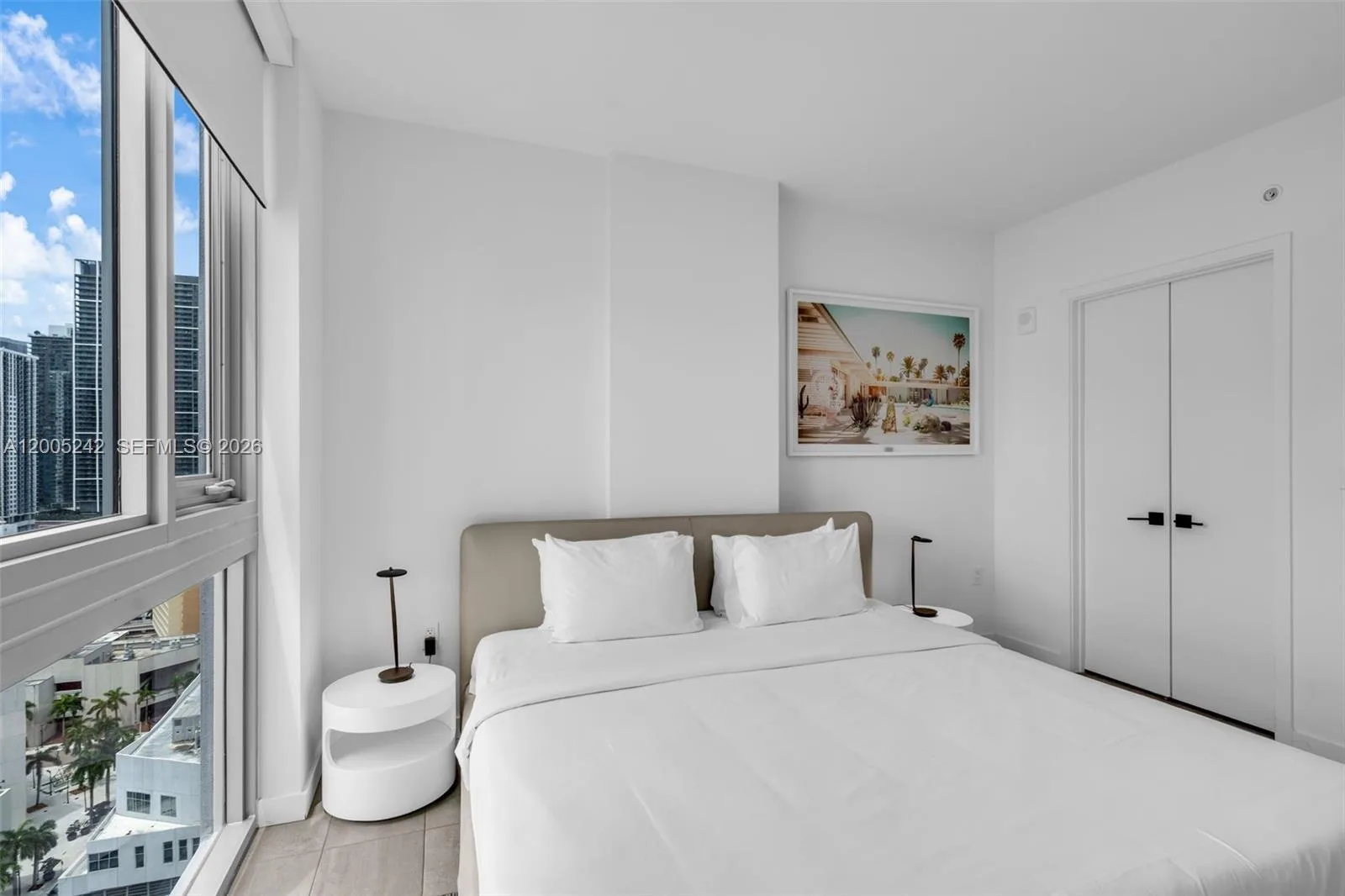 227 NE 2nd St # 2503, Miami, FL 33132 photo 8
