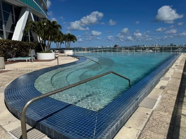 888 Biscayne Blvd # 4011, Miami, FL 33132 photo 3