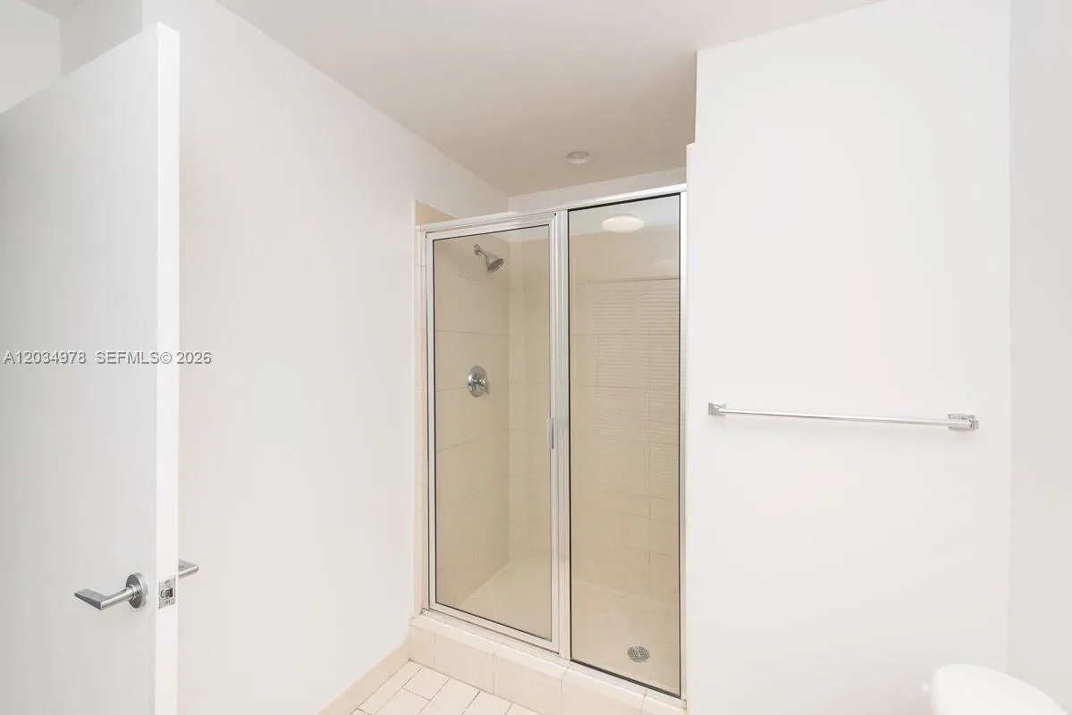79 SW 12th St # 2303-S, Miami, FL 33130 photo 13
