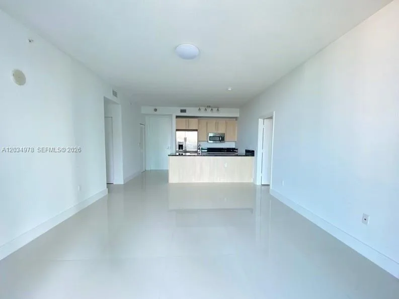 79 SW 12th St # 2303-S, Miami, FL 33130 photo 3