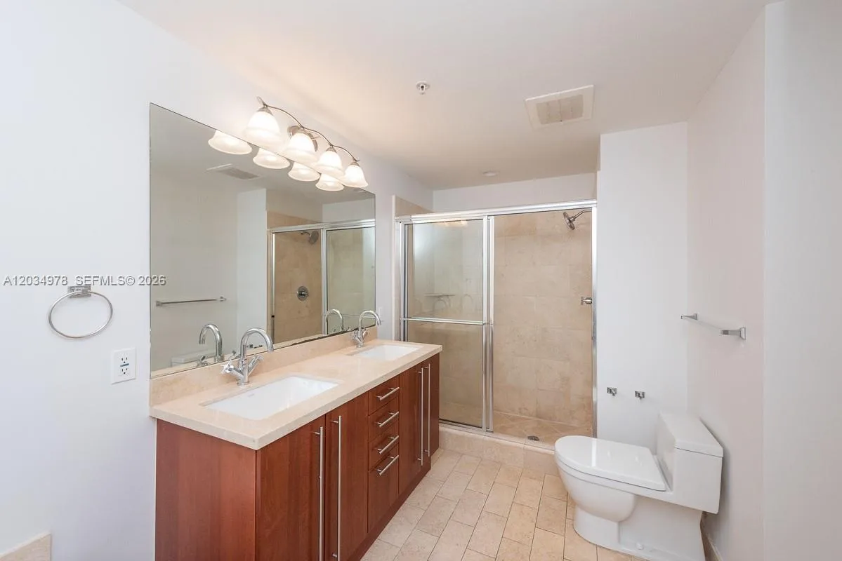 79 SW 12th St # 2303-S, Miami, FL 33130 photo 8