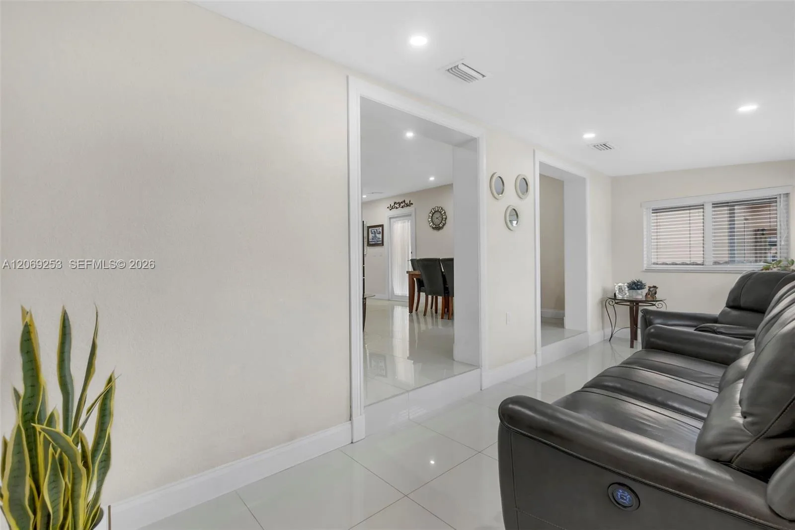 142 W 35th St, Hialeah, FL 33012 photo 4