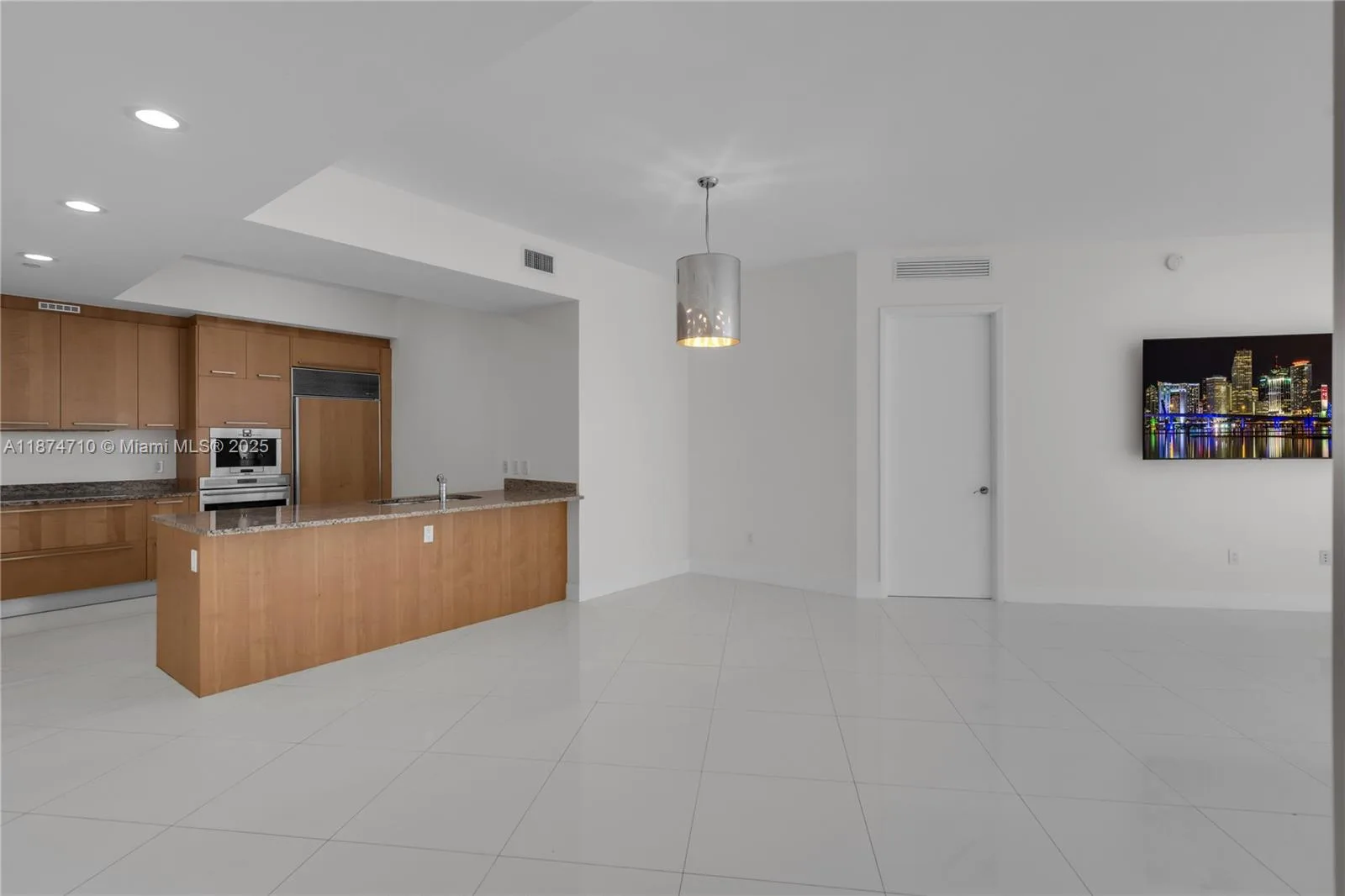 15811 Collins Ave # 2407, Sunny Isles Beach, FL 33160 photo 6