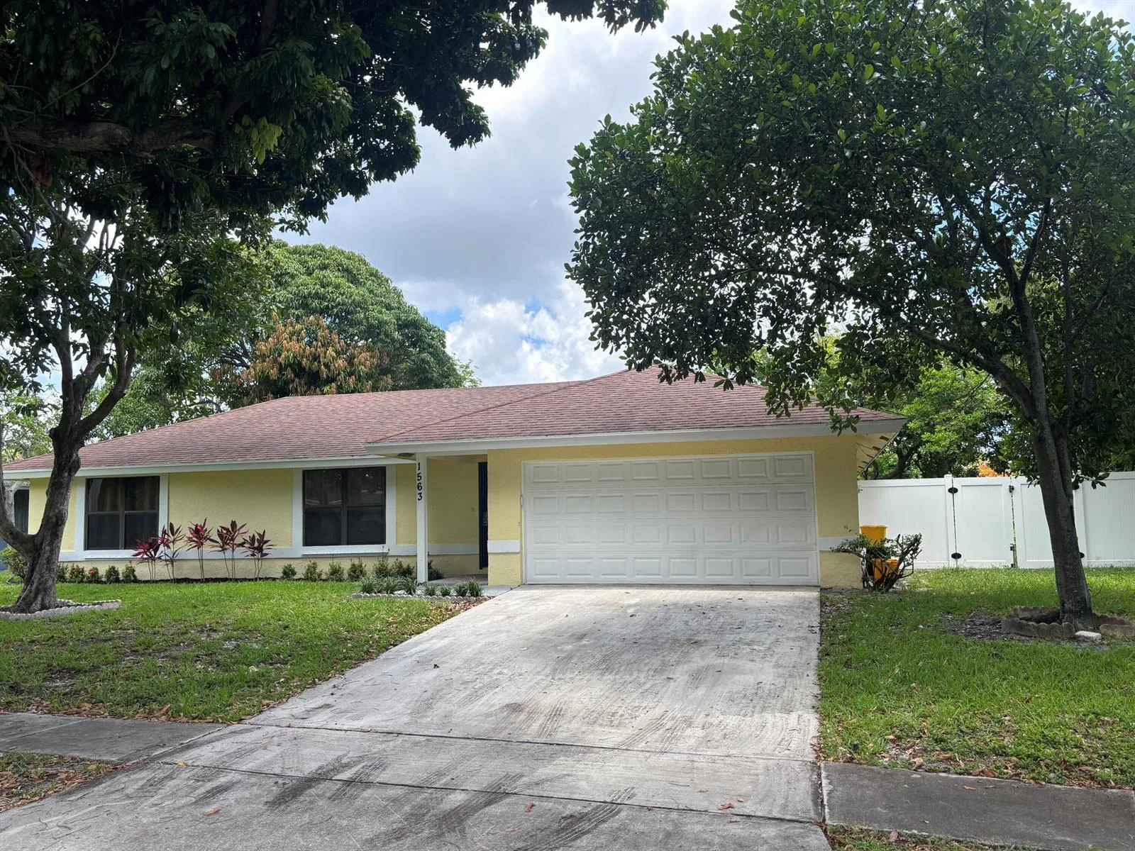 1563 40th Street, West Palm Beach, FL 33407