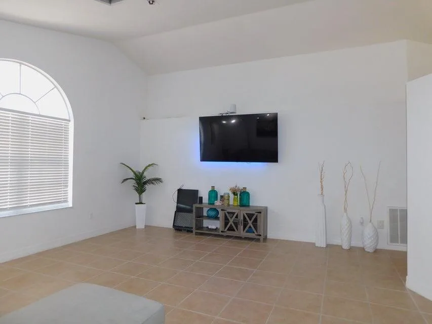 680 MANHATTAN Street E, Lehigh Acres, FL 33974 photo 11