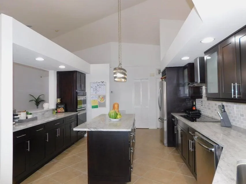680 MANHATTAN Street E, Lehigh Acres, FL 33974 photo 8