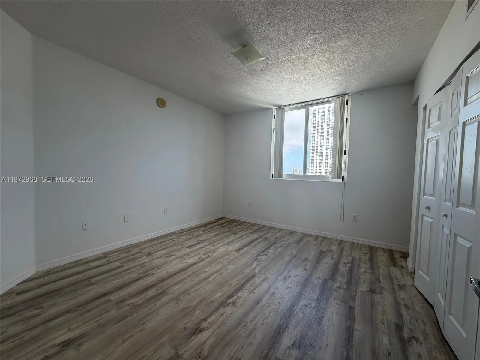 275 NE 18th St # 2009, Miami, FL 33132 photo 6