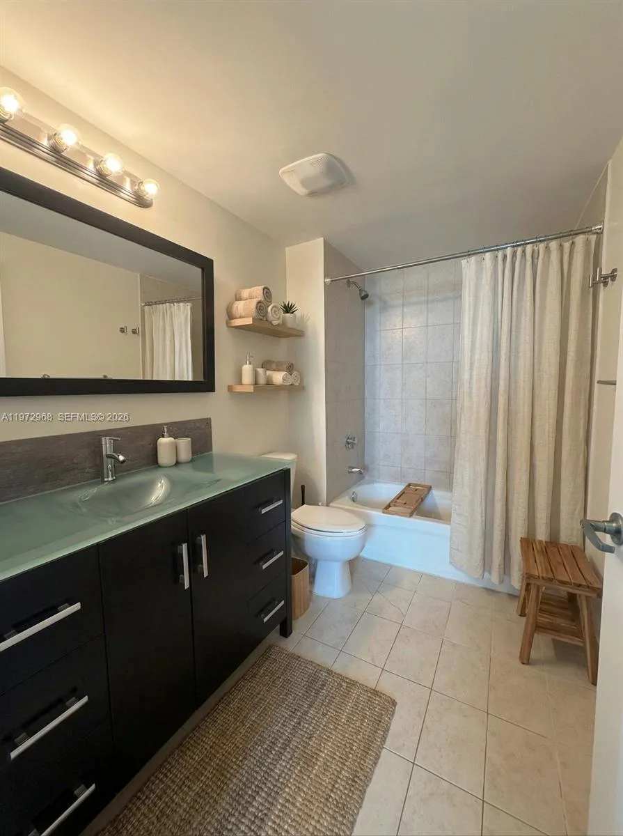 275 NE 18th St # 2009, Miami, FL 33132 photo 7