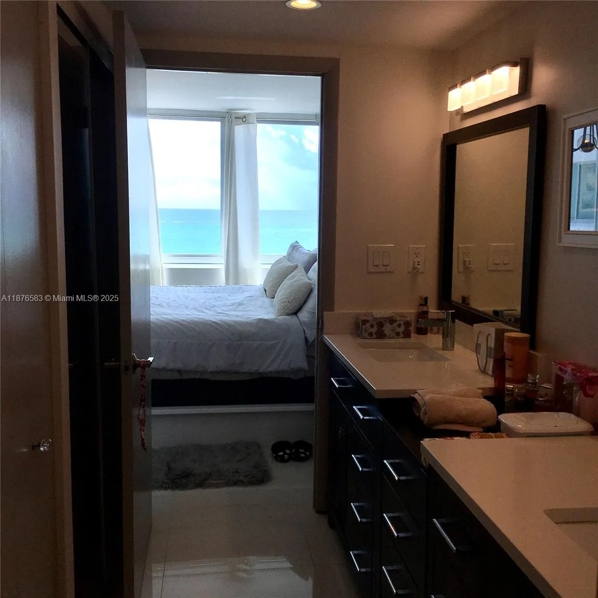 7135 Collins Ave # 1022, Miami Beach, FL 33141 photo 3