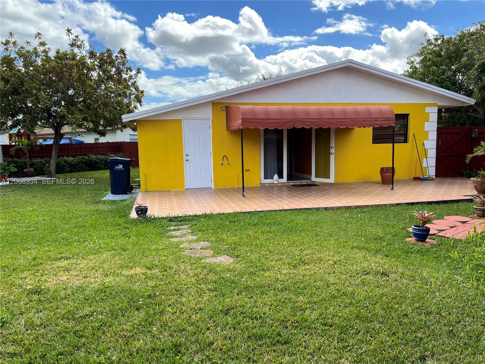 12135 SW 182nd Ter, Miami, FL 33177 photo 4