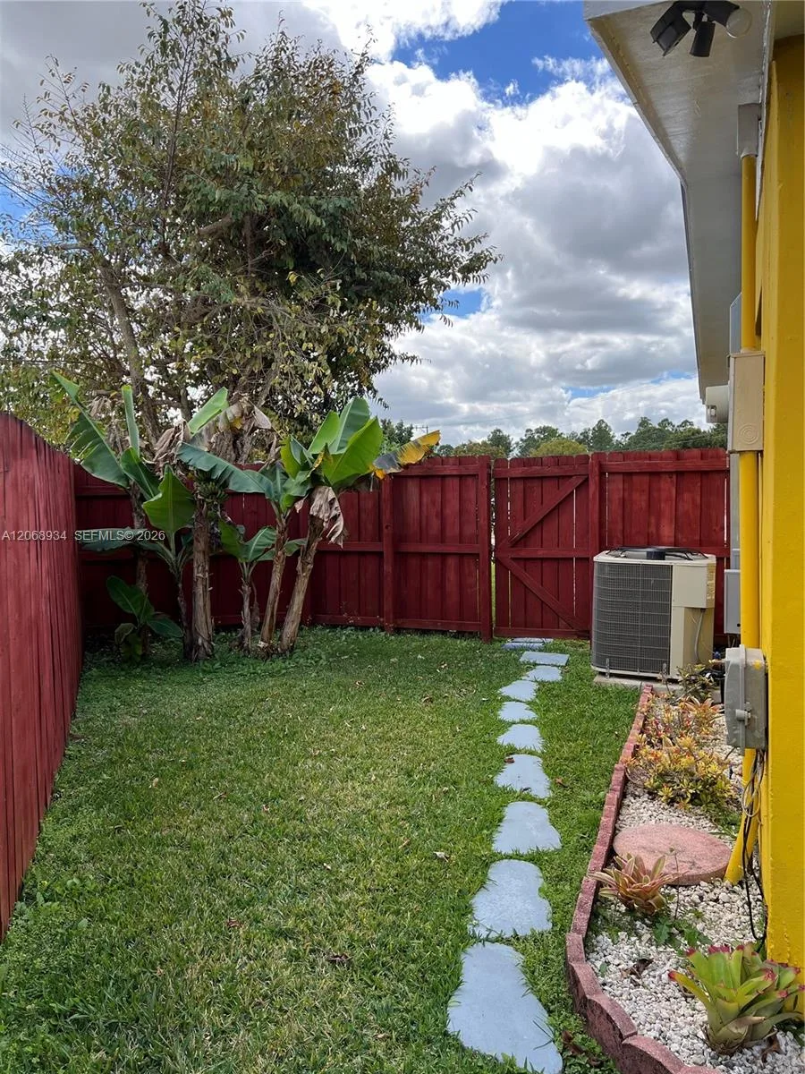 12135 SW 182nd Ter, Miami, FL 33177 photo 6