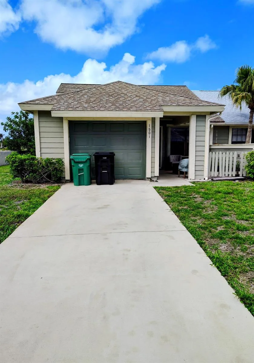 1501 SE Dewberry Court, Port St. Lucie, FL 34952