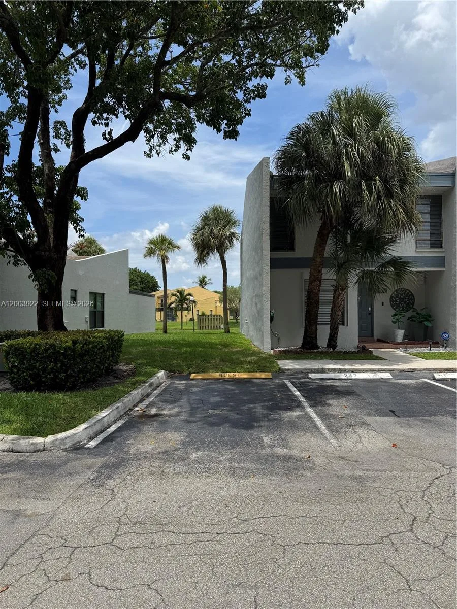 9251 NW 14th Ct # 257, Pembroke Pines, FL 33024 photo 4