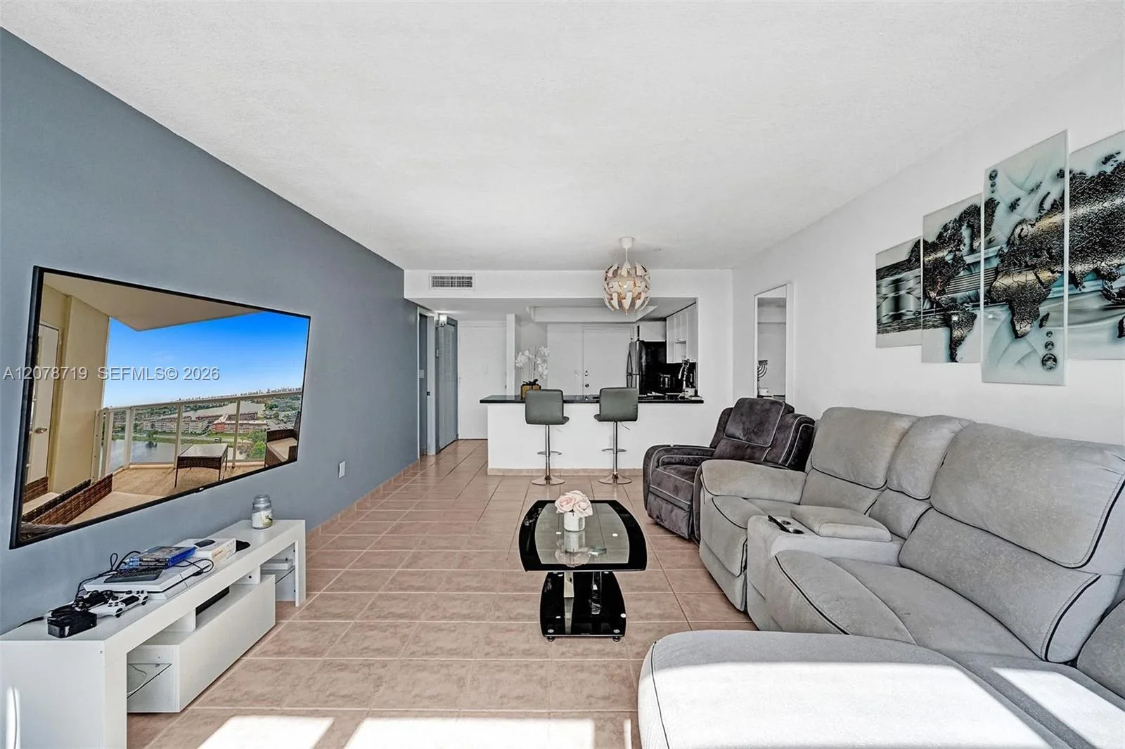1351 NE Miami Gardens Dr # 1504E, Miami, FL 33179 photo 4