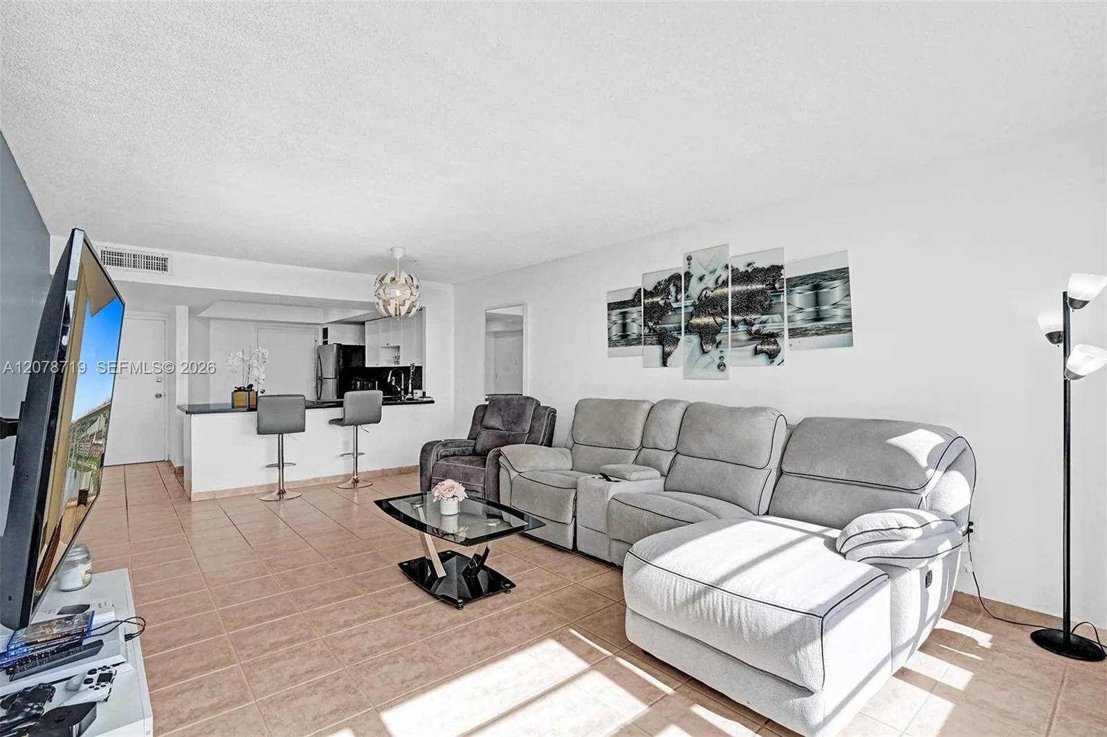 1351 NE Miami Gardens Dr # 1504E, Miami, FL 33179 photo 5
