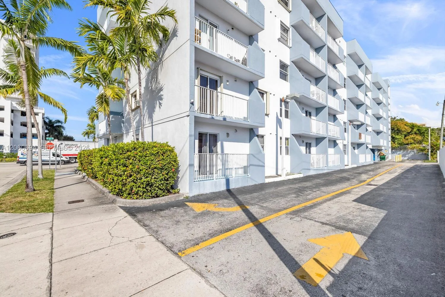 2575 SW 27th Ave # 111, Miami, FL 33133 photo 2