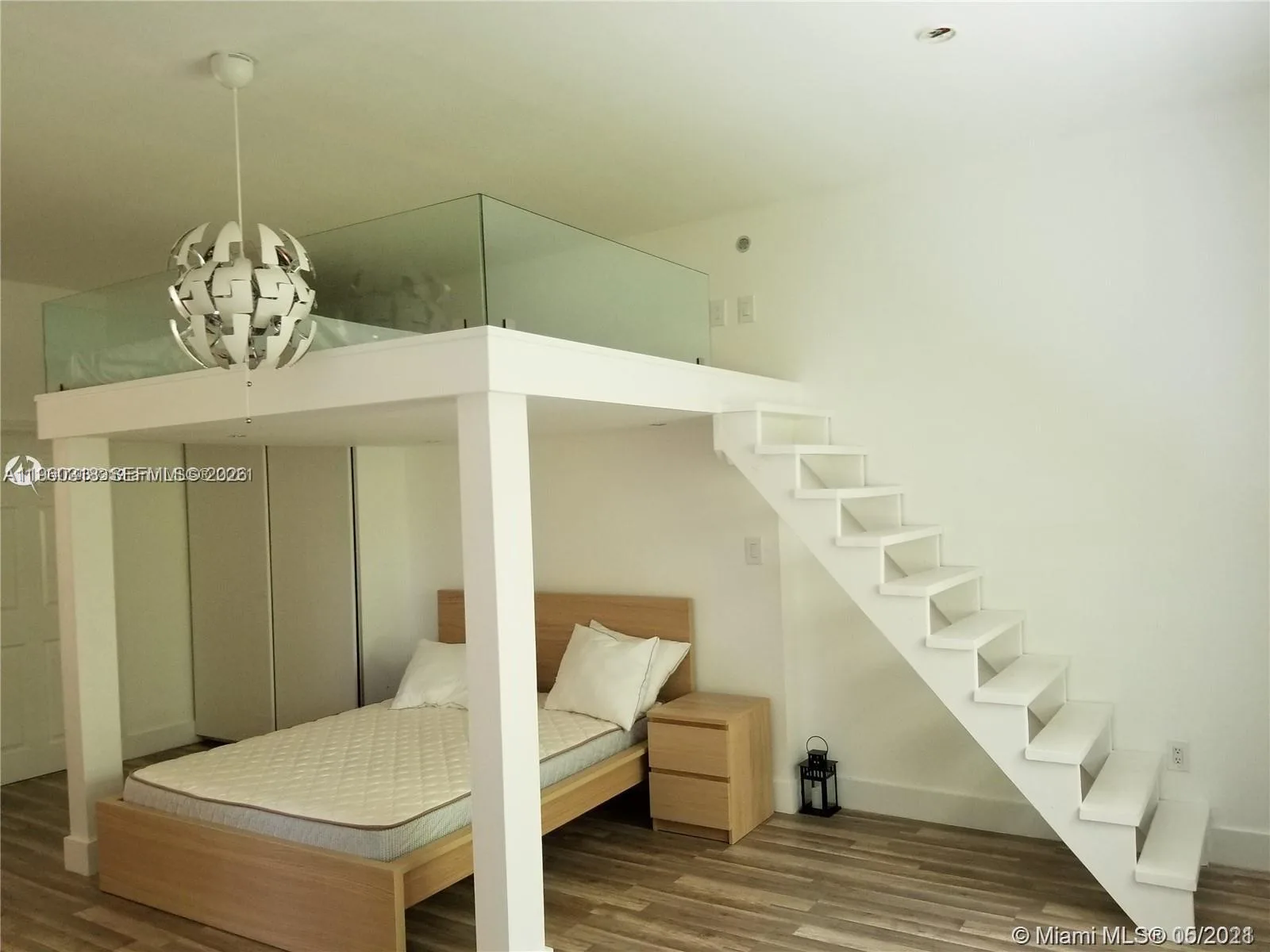 1045 Meridian Ave # 4, Miami Beach, FL 33139