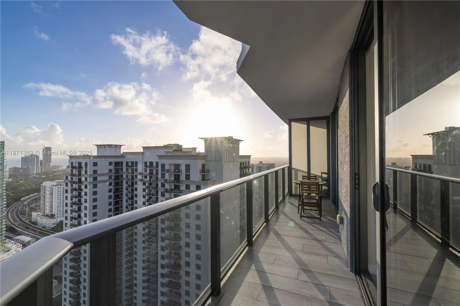 55 SW 9th St # 3404, Miami, FL 33130 photo 9