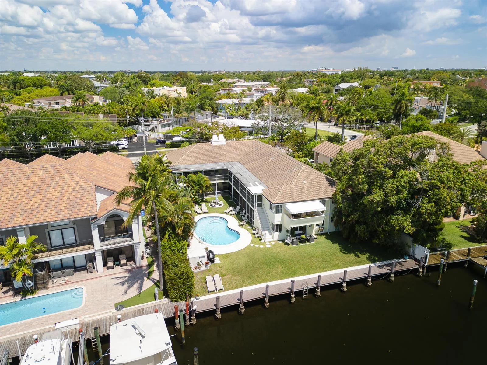 1308 Bayview Drive # 1c, Fort Lauderdale, FL 33304