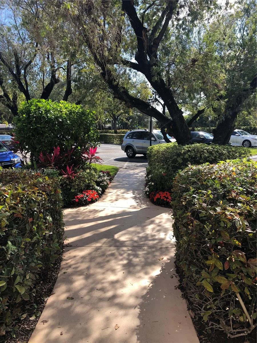 10001 W Atlantic Blvd # 327, Coral Springs, FL 33071