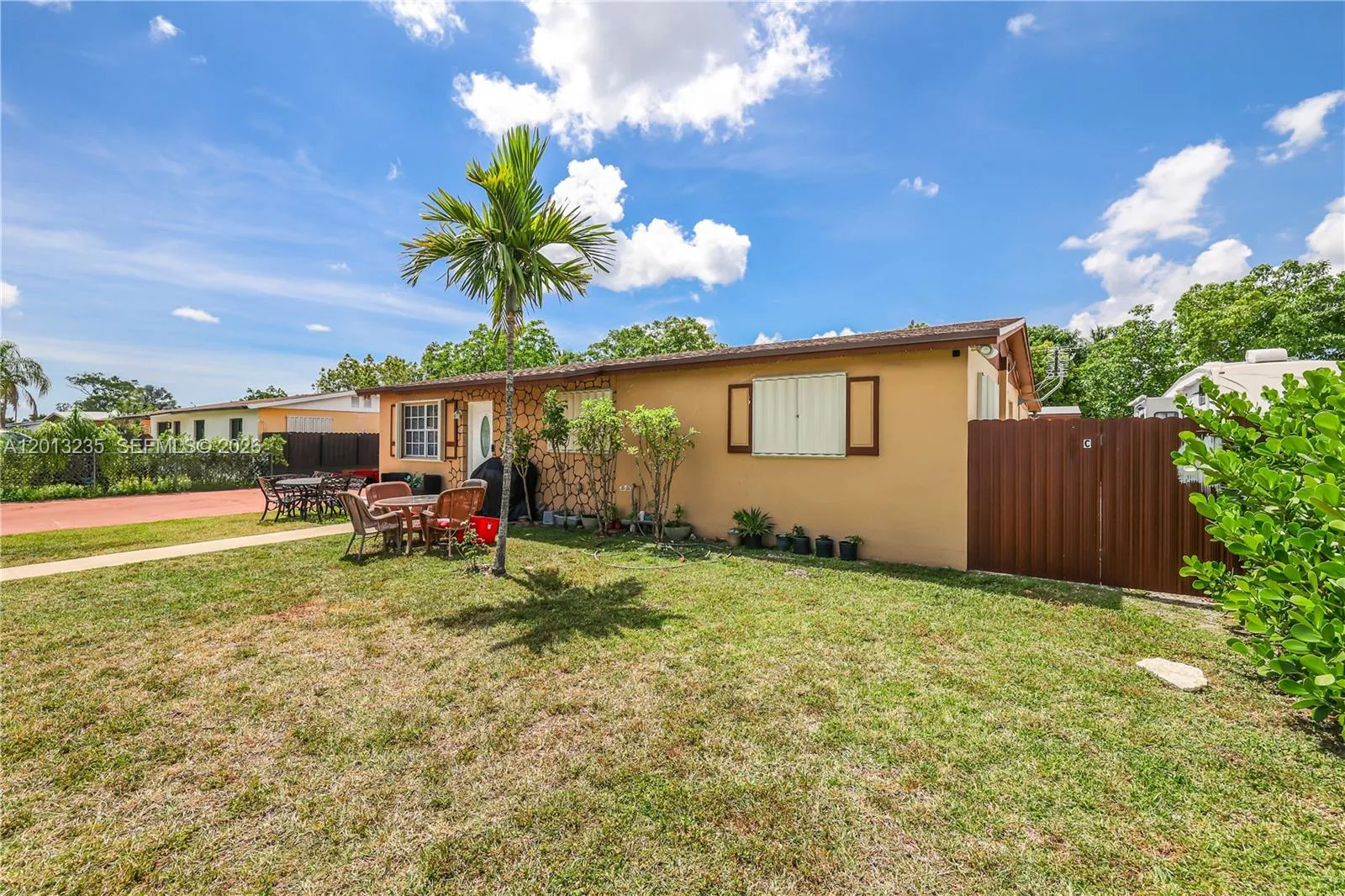 11600 SW 181st Ter, Miami, FL 33157