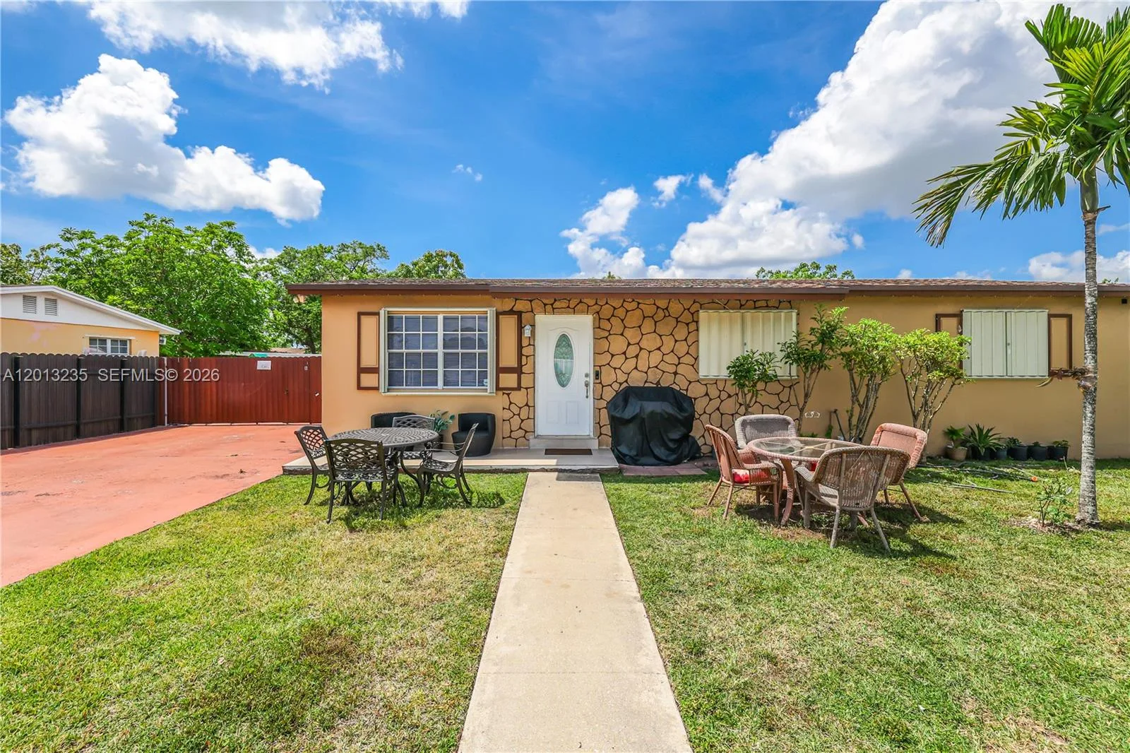 11600 SW 181st Ter, Miami, FL 33157 photo 2