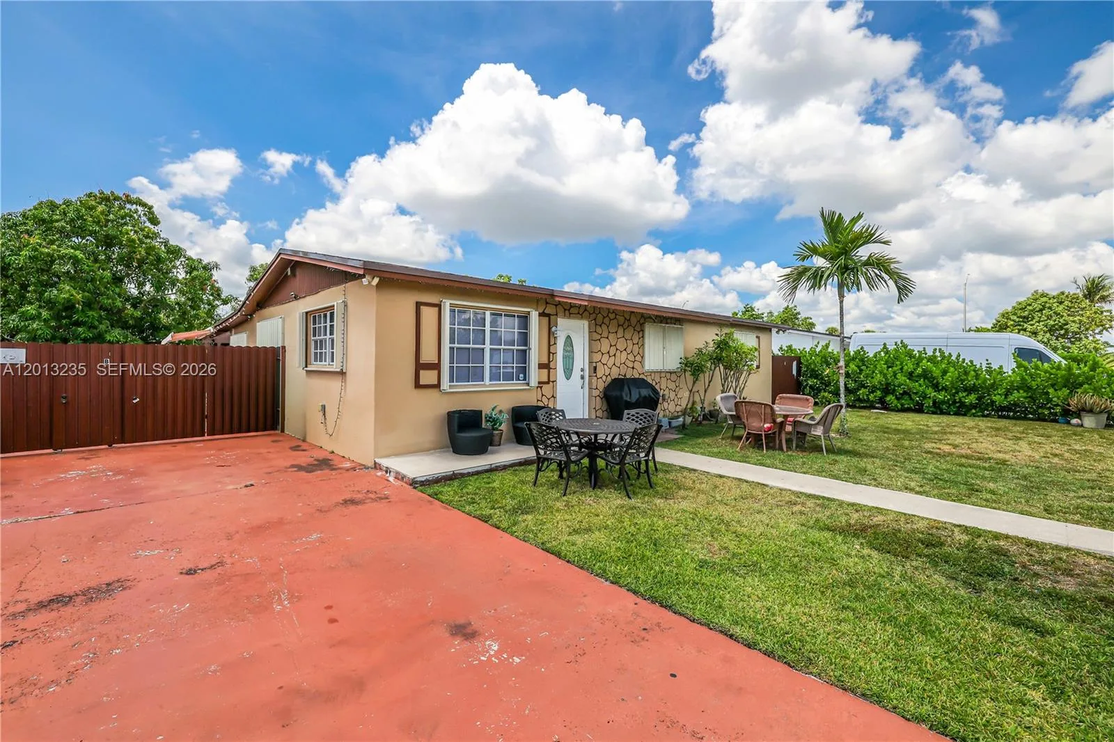 11600 SW 181st Ter, Miami, FL 33157 photo 3