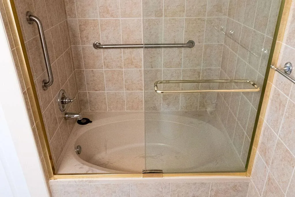 200 LESLIE Drive # 819, Hallandale Beach, FL 33009 photo 6