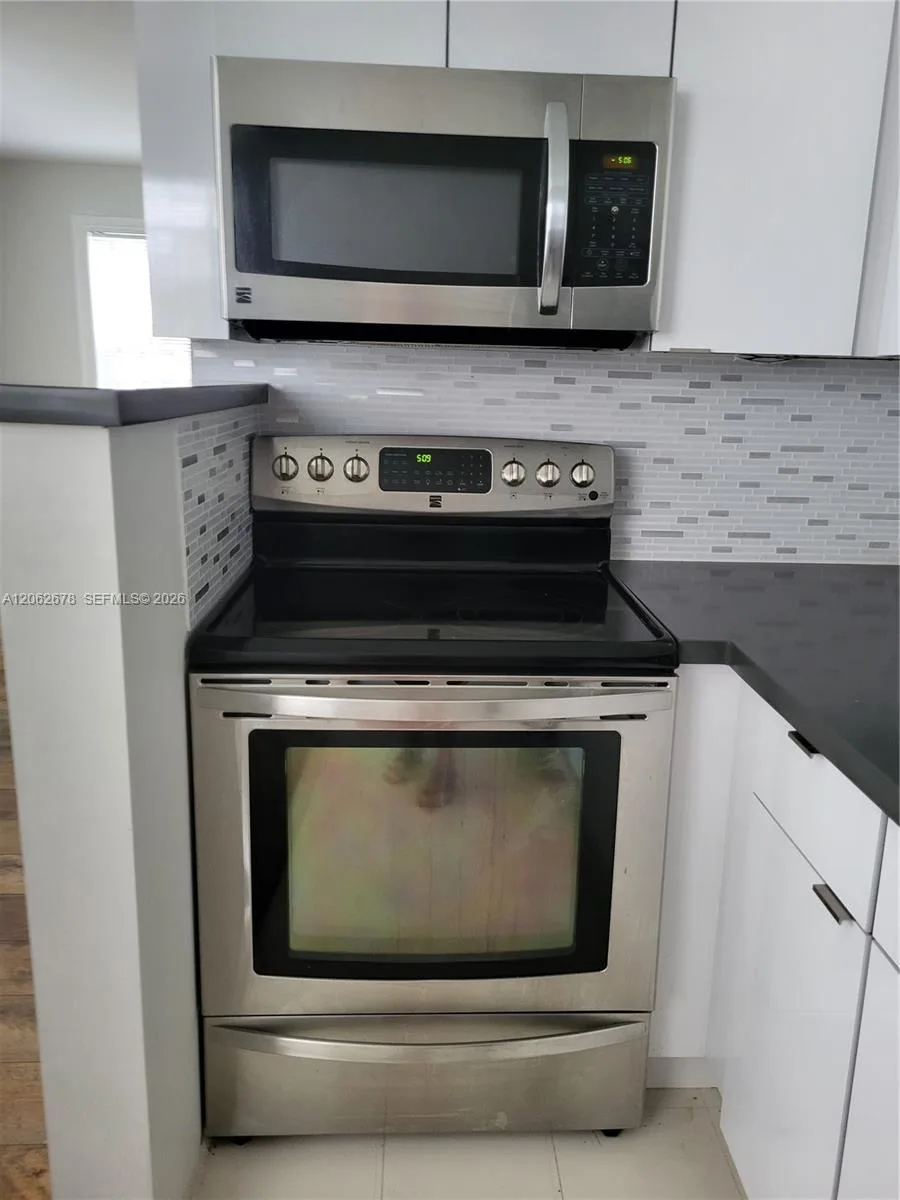 35 NE 13th St # 1, Fort Lauderdale, FL 33304 photo 7