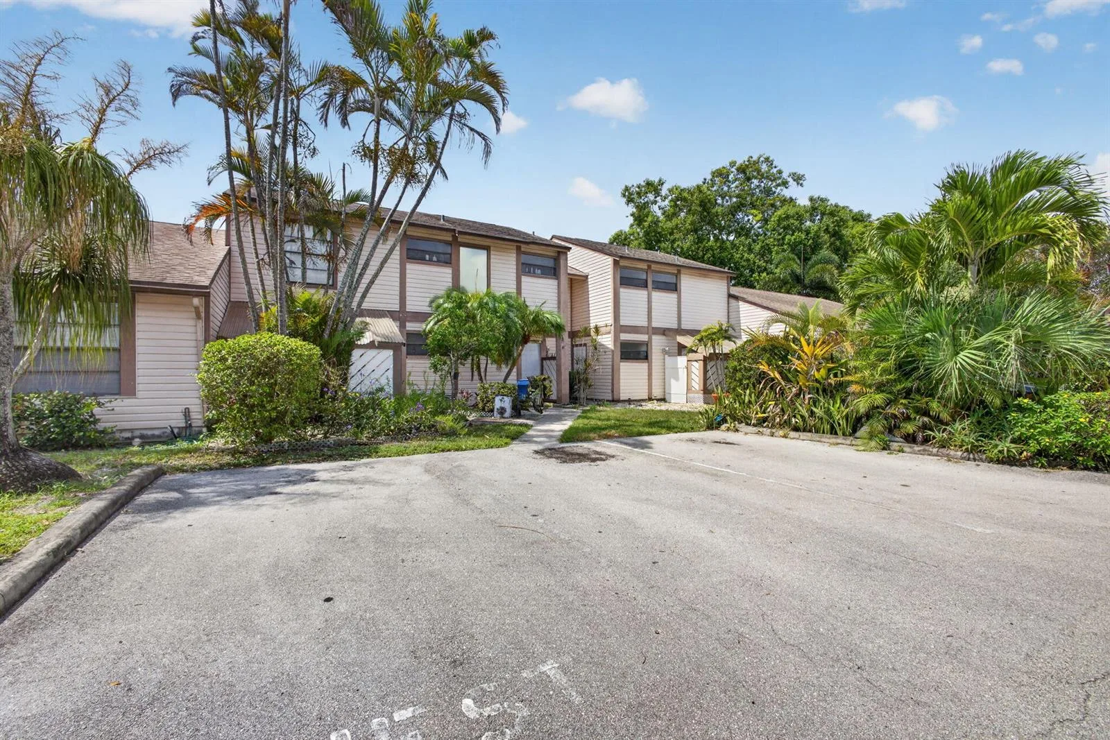 110 SHERWOOD Circle # 4C, Jupiter, FL 33458