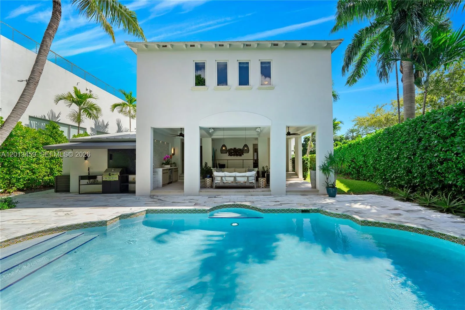 1281 S Venetian Way, Miami, FL 33139 photo 7