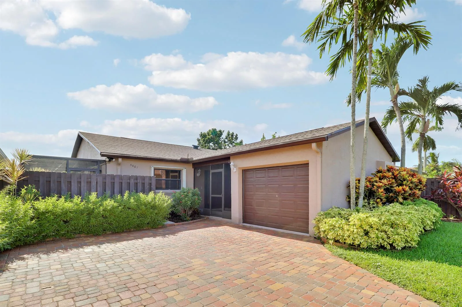 5481 Mirror Lakes Boulevard, Boynton Beach, FL 33472 photo 8