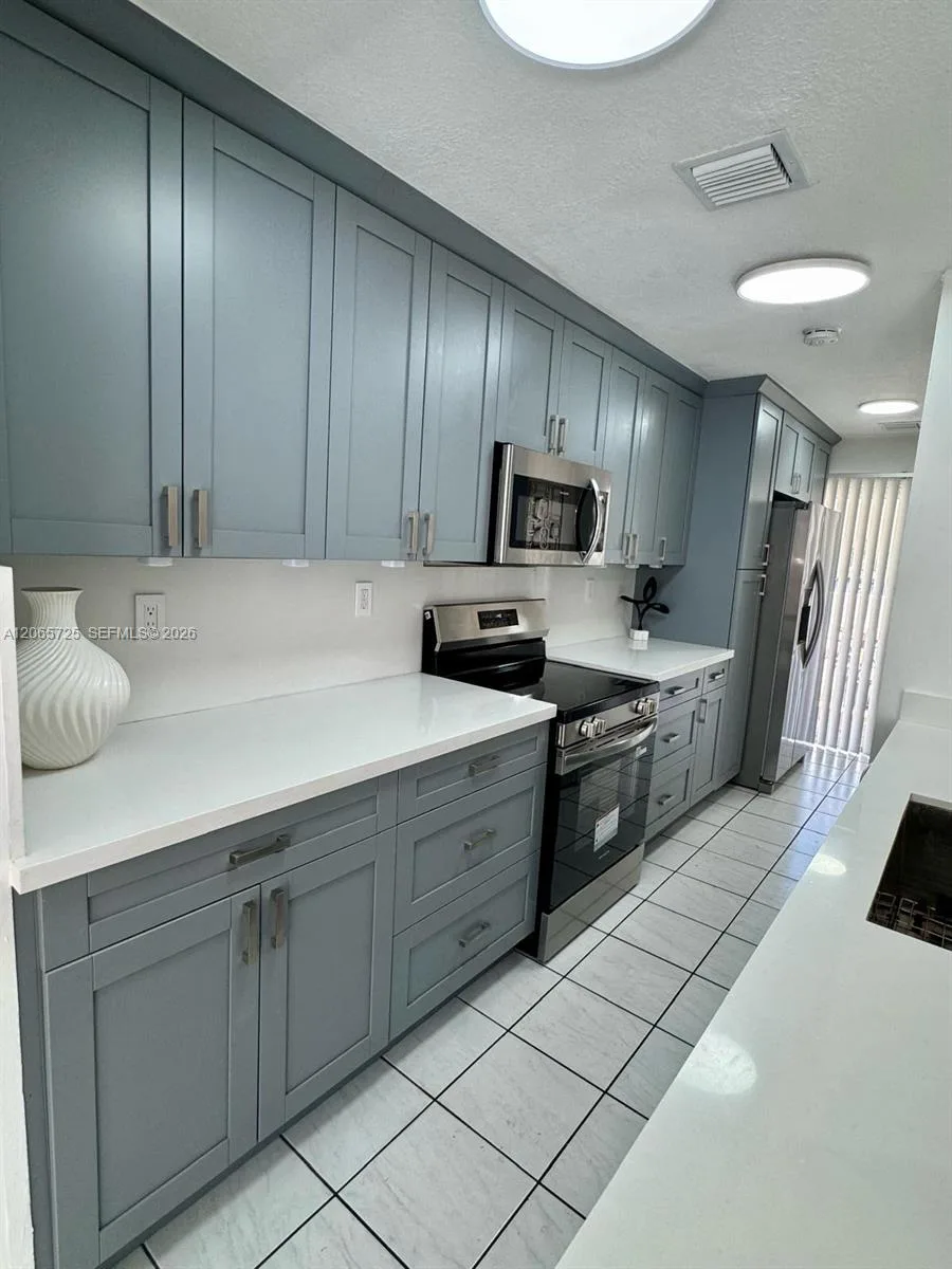 832 NW 81st Way # 9, Plantation, FL 33324 photo 4