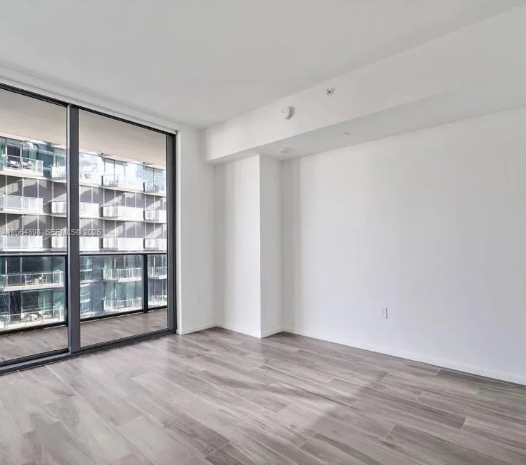 801 S Miami Ave # 1807, Miami, FL 33130 photo 6