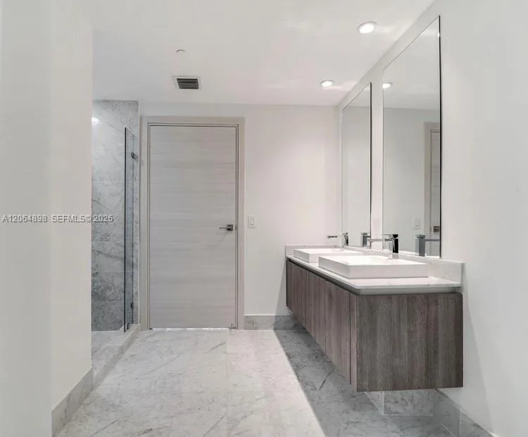 801 S Miami Ave # 1807, Miami, FL 33130 photo 9