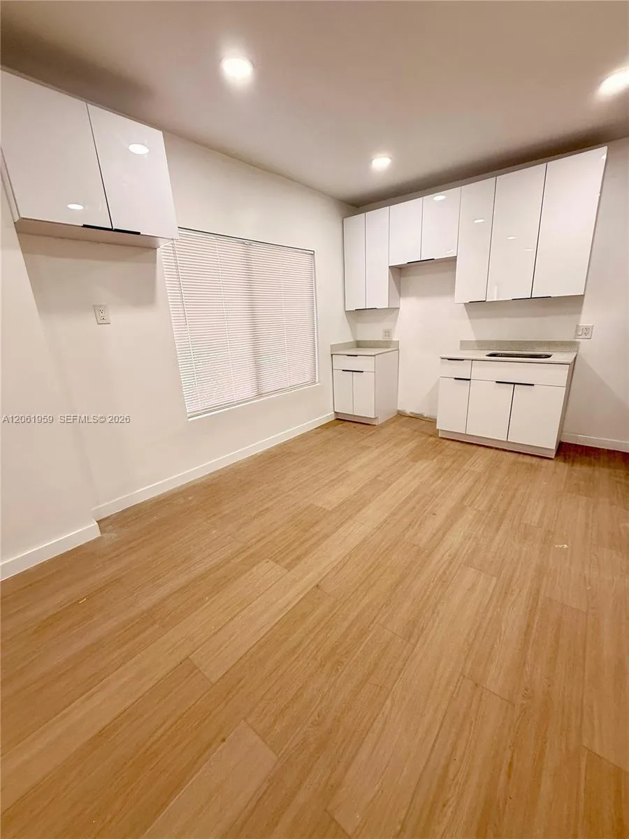 125 SW 19th Ave # 2, Miami, FL 33135 photo 3
