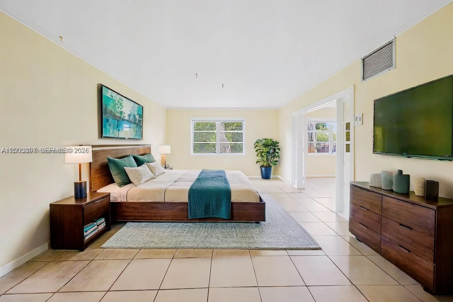 124 NE 19th Ct # 114B, Wilton Manors, FL 33305 photo 4