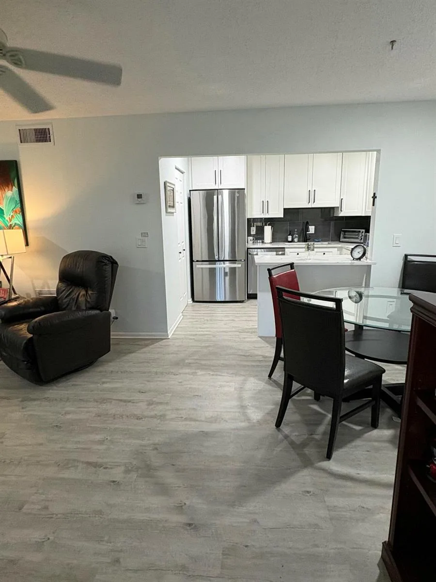 228 Pine HOV Circle # A2, FL 33463 photo 7