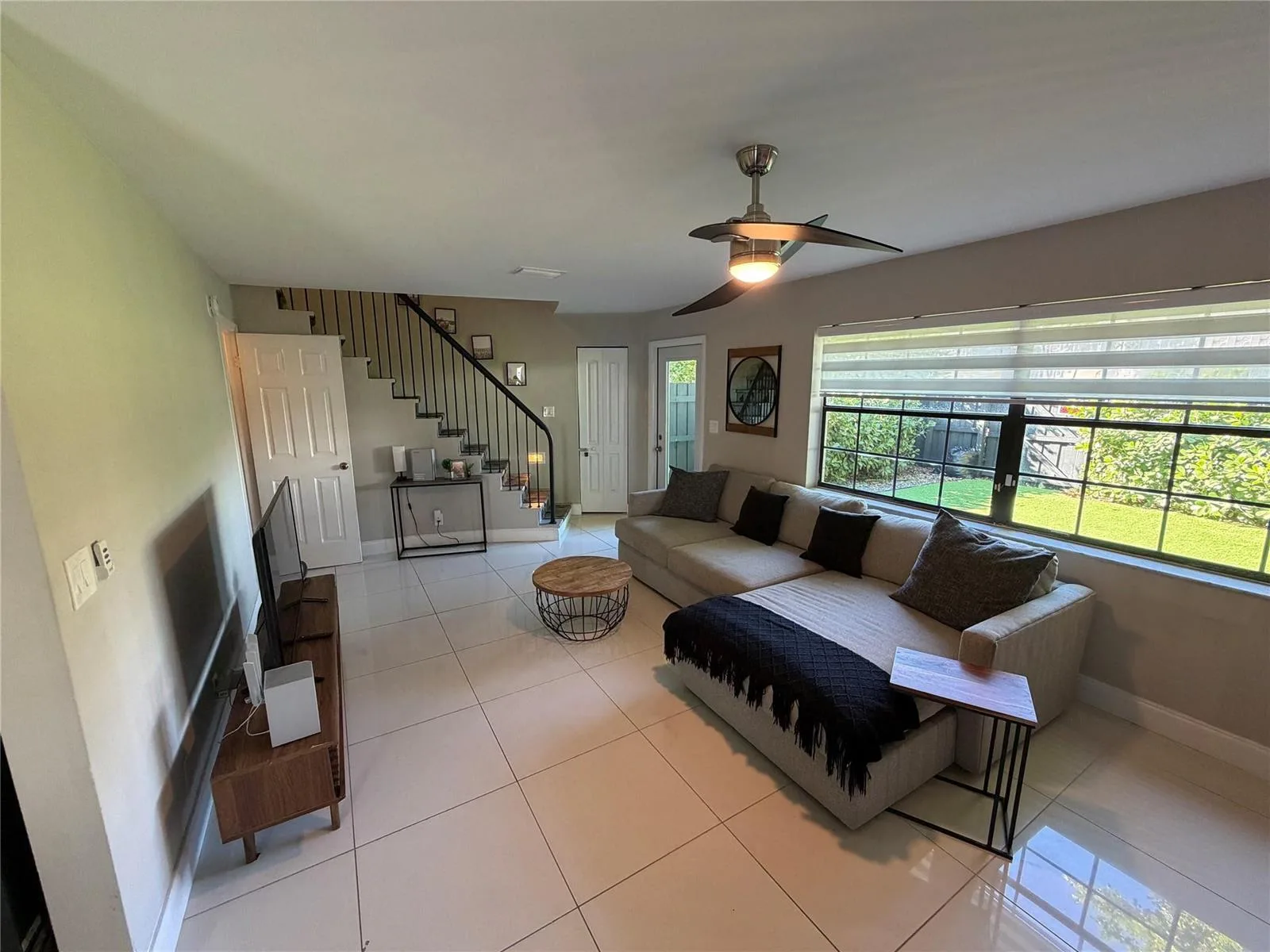 608 NE 29th Drive # 1, Wilton Manors, FL 33334