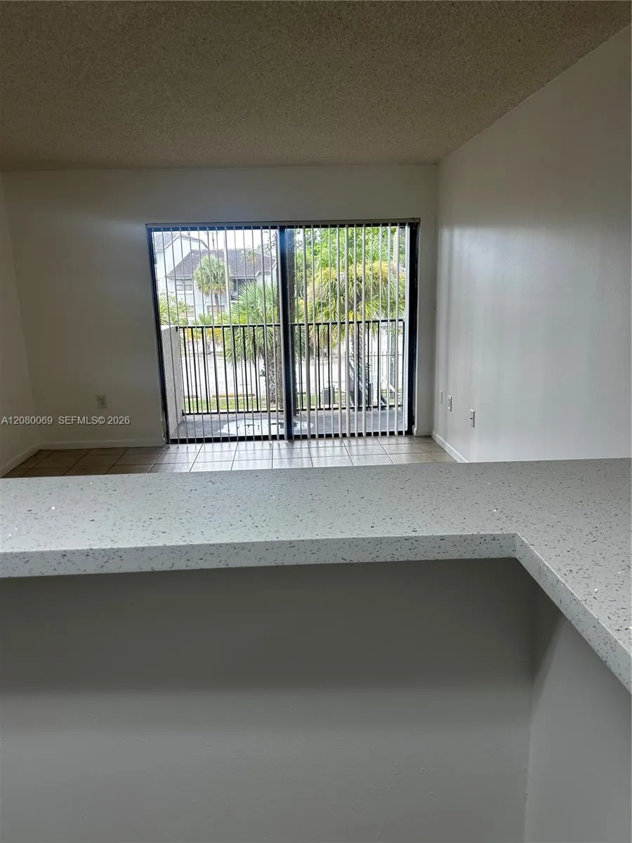 7180 NW 179th St # 211, Hialeah, FL 33015 photo 6
