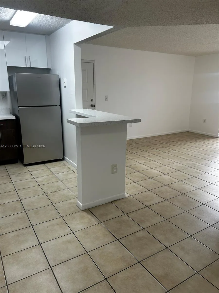7180 NW 179th St # 211, Hialeah, FL 33015 photo 8