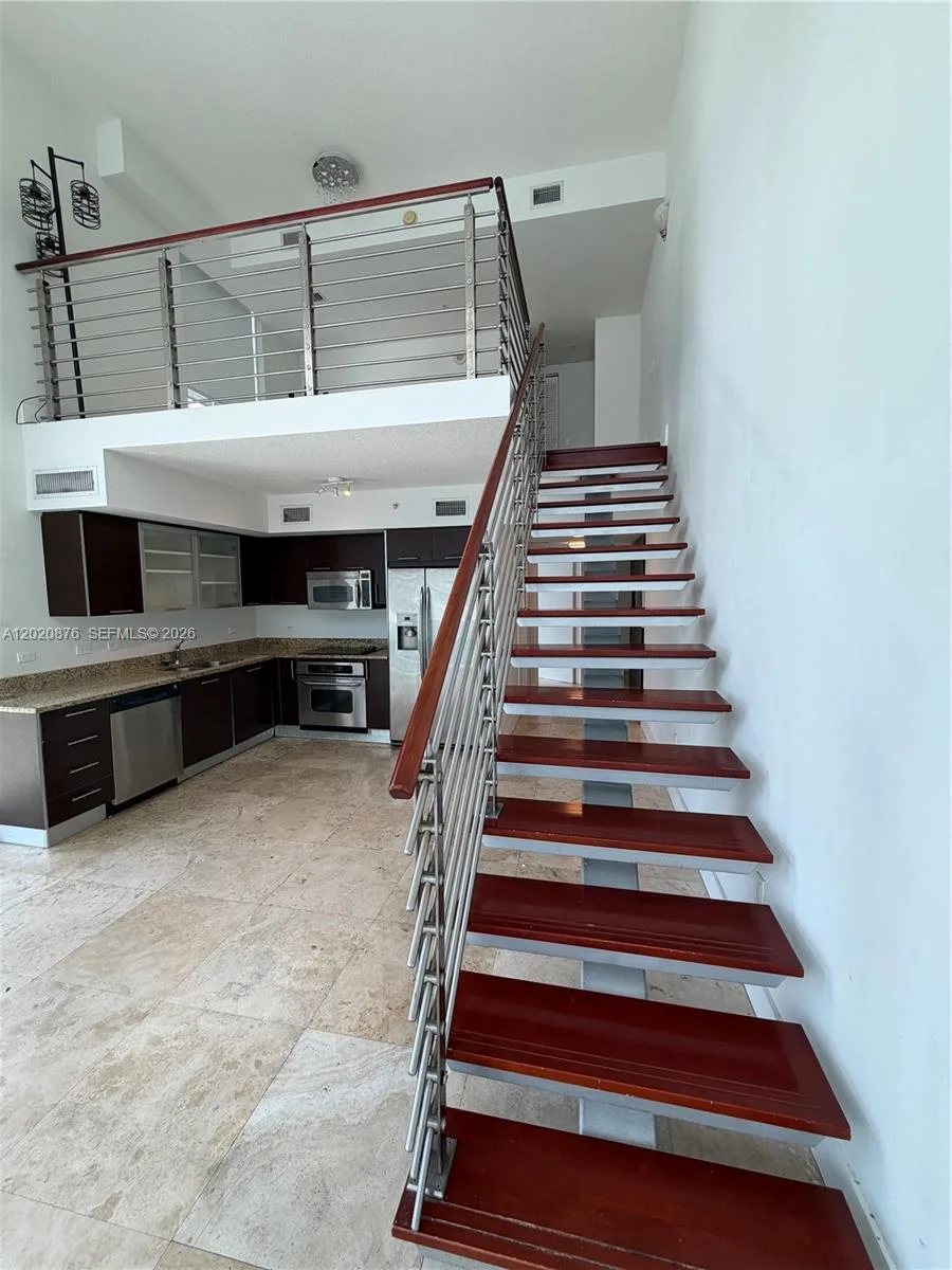 41 SE 5th St # 716, Miami, FL 33131 photo 10