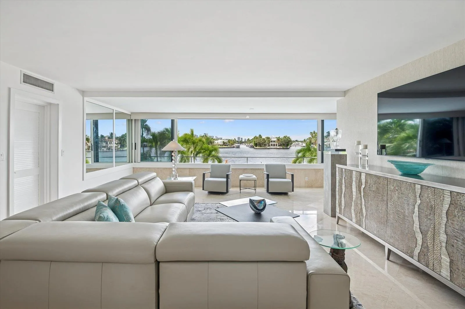 215 N Birch Road # A2, Fort Lauderdale, FL 33304 photo 2
